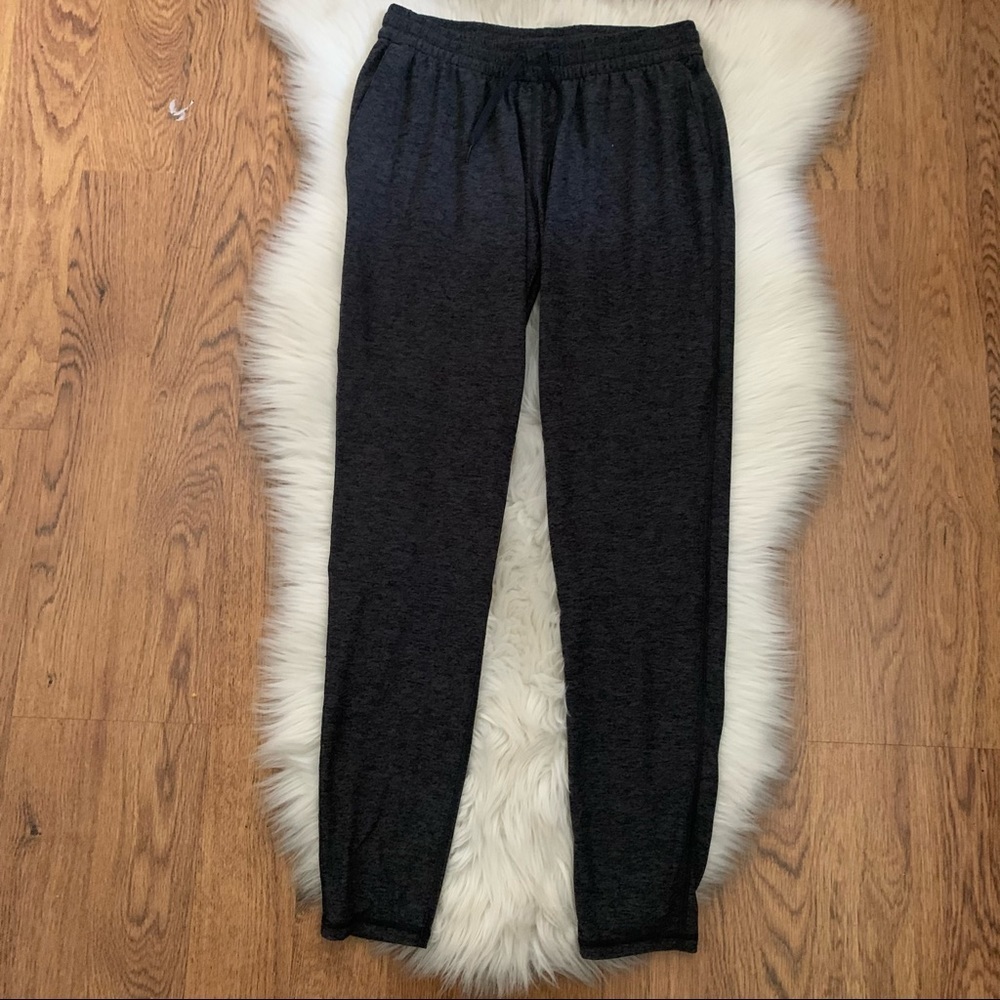 Outdoor Voices outdoors Activewear Charcoal Gray elastic waist size small